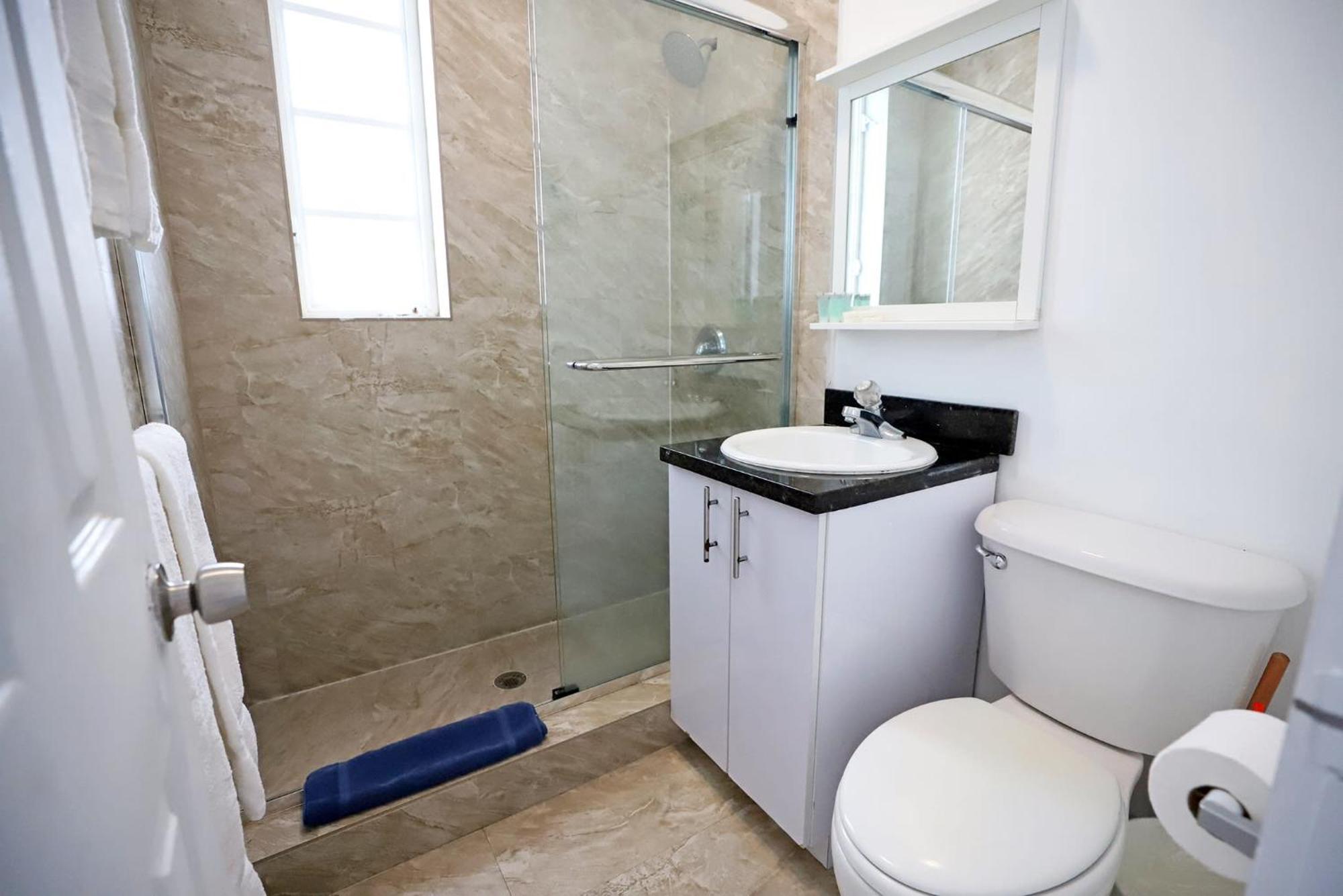 2 Bedroom Apartment 3 Minute Walk To South Beach & Ocean Drive Miami Beach Zewnętrze zdjęcie