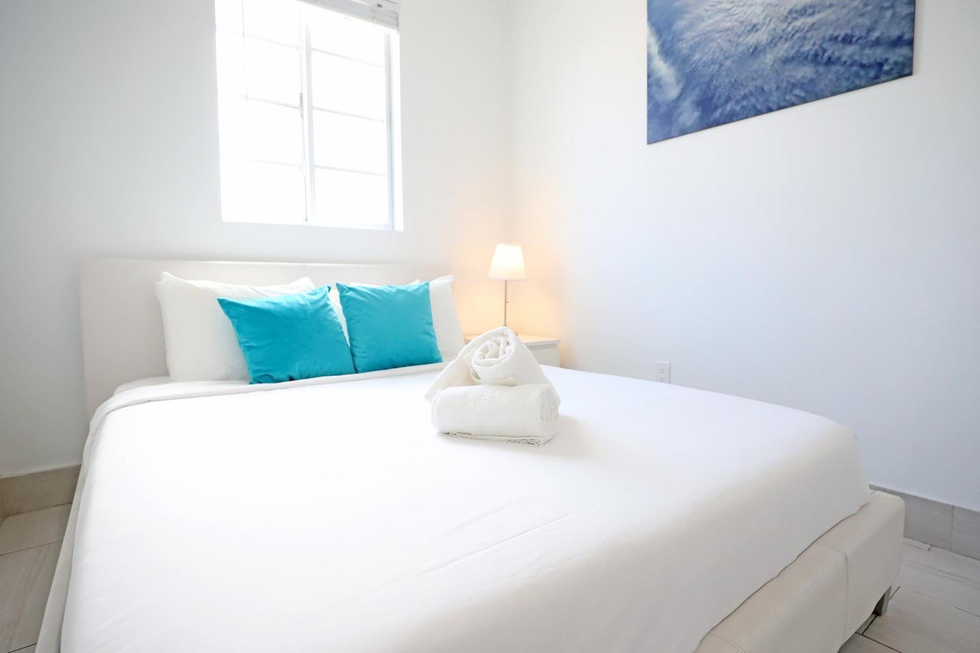 2 Bedroom Apartment 3 Minute Walk To South Beach & Ocean Drive Miami Beach Zewnętrze zdjęcie