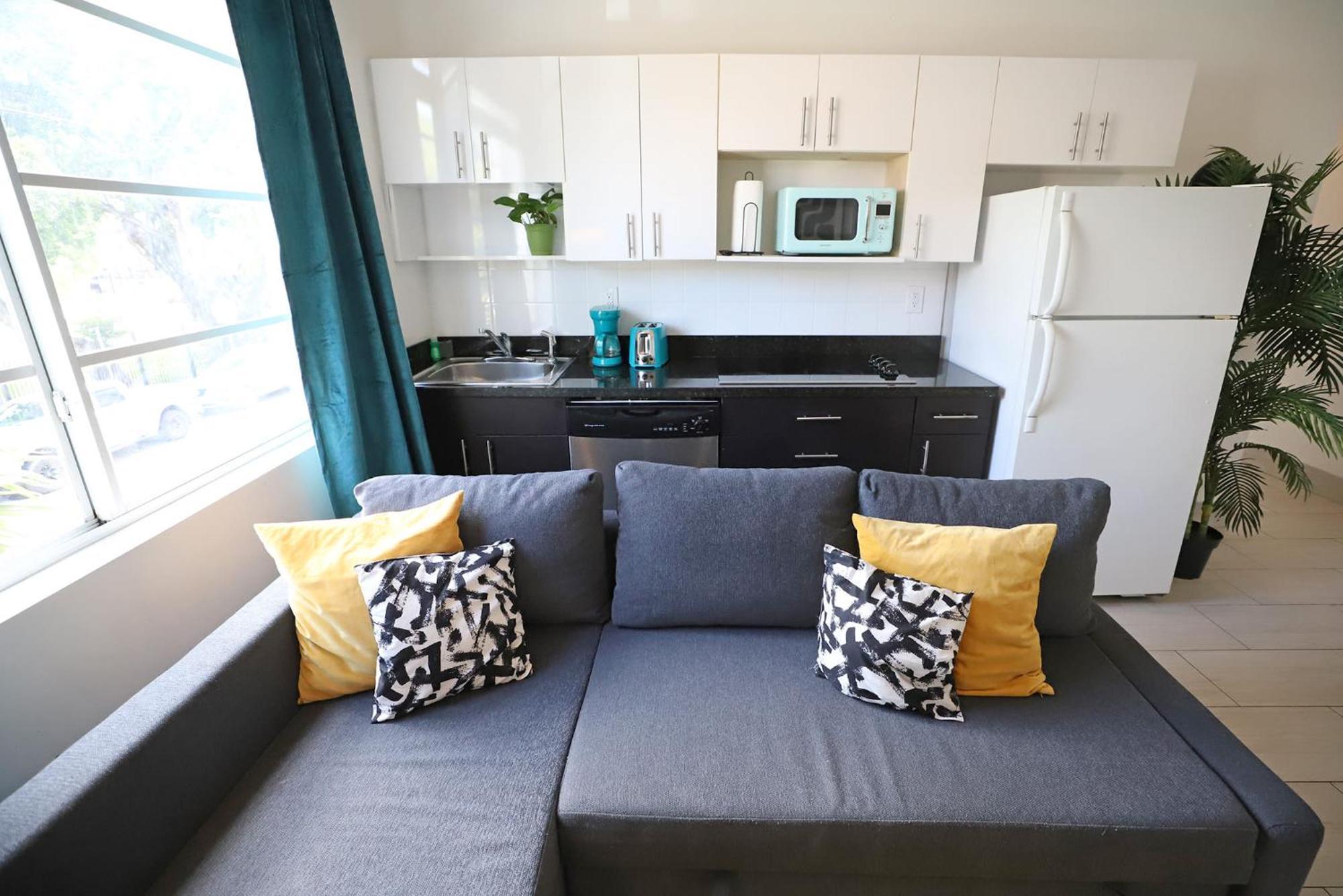 2 Bedroom Apartment 3 Minute Walk To South Beach & Ocean Drive Miami Beach Zewnętrze zdjęcie